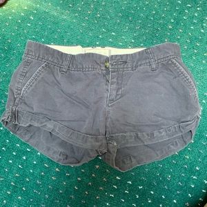 Abercrombie and Fitch size 2